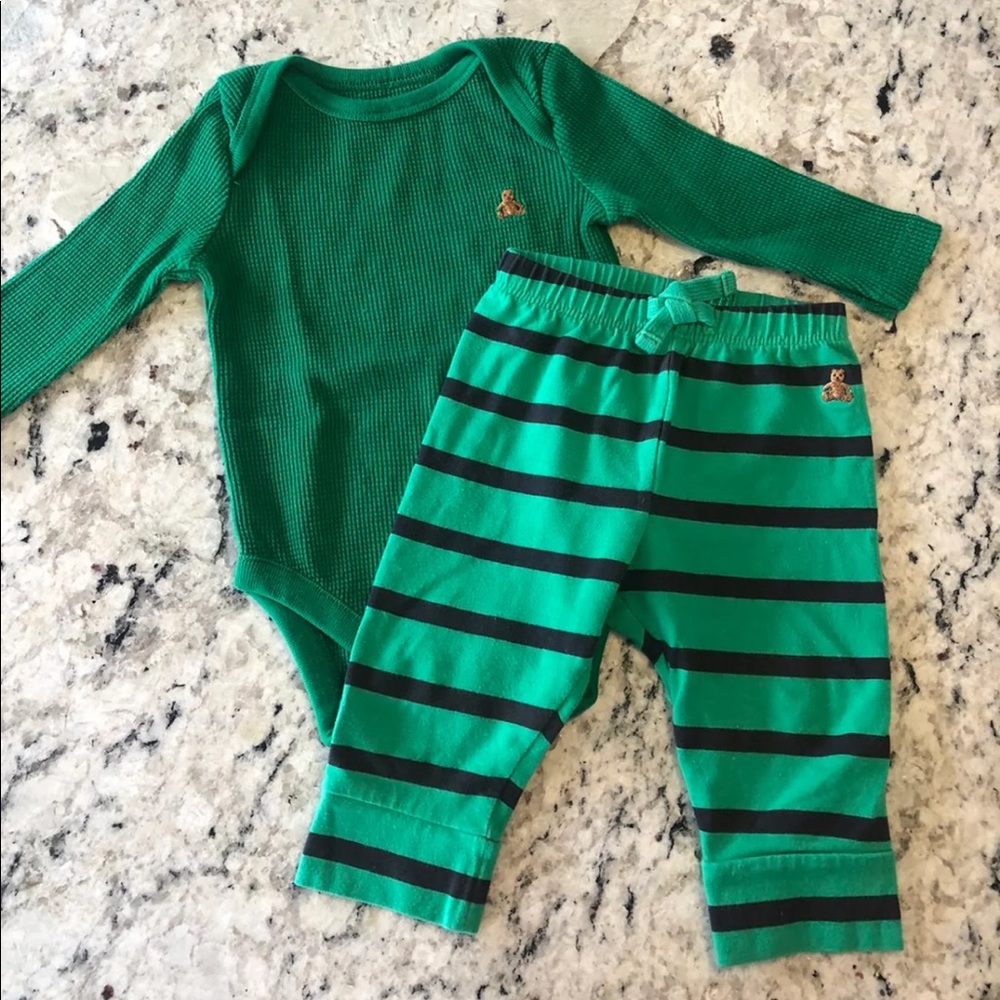Baby Gap unisex Green outfit 3-6 months